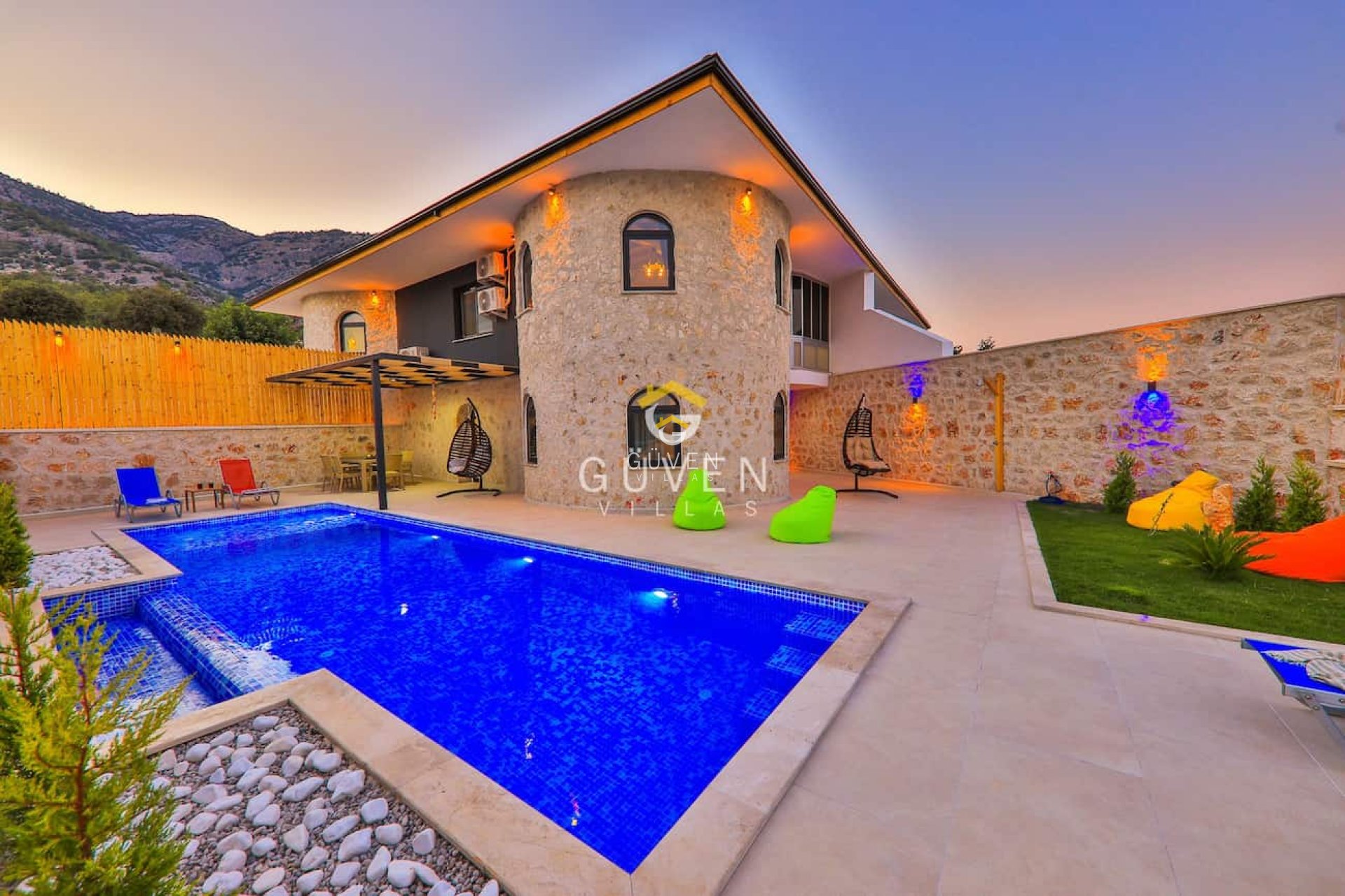 Kiralama Rehberi - Kalkan’da Muhafazakar Isıtmalı Havuzlu Villalar
